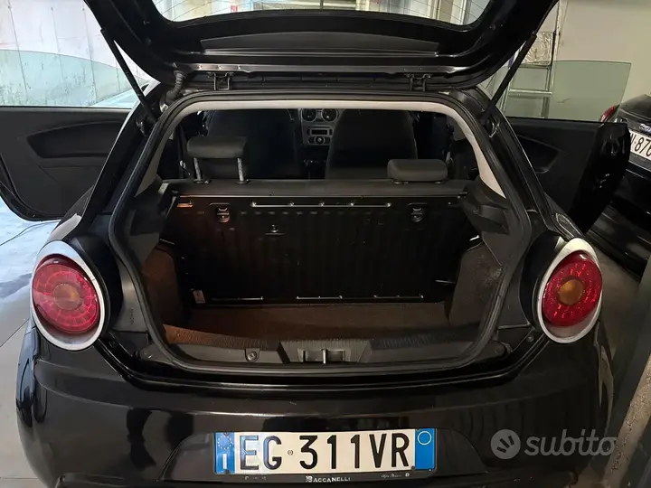 Alfa Romeo Mito 2011 photo 5