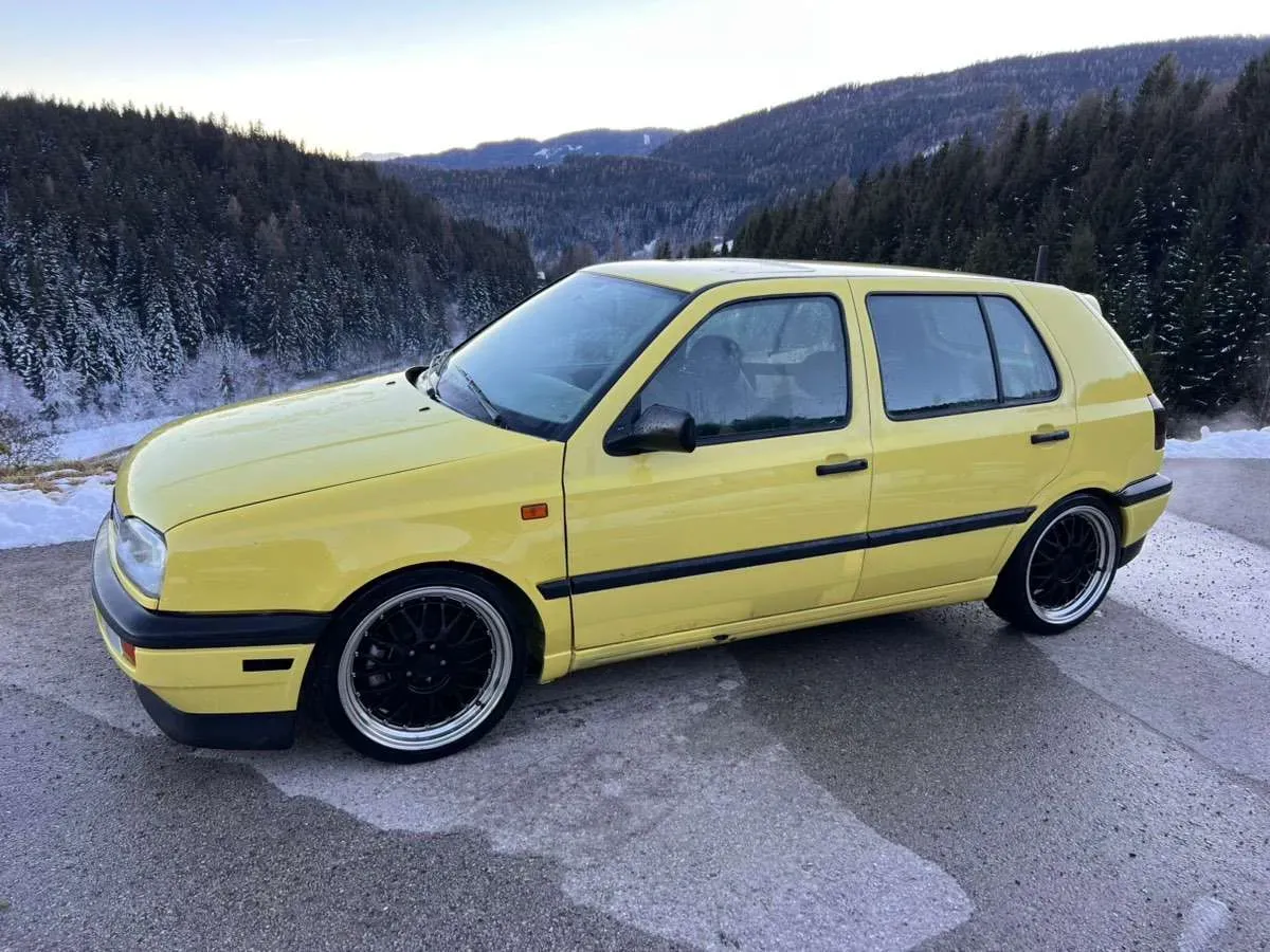 Volkswagen Golf