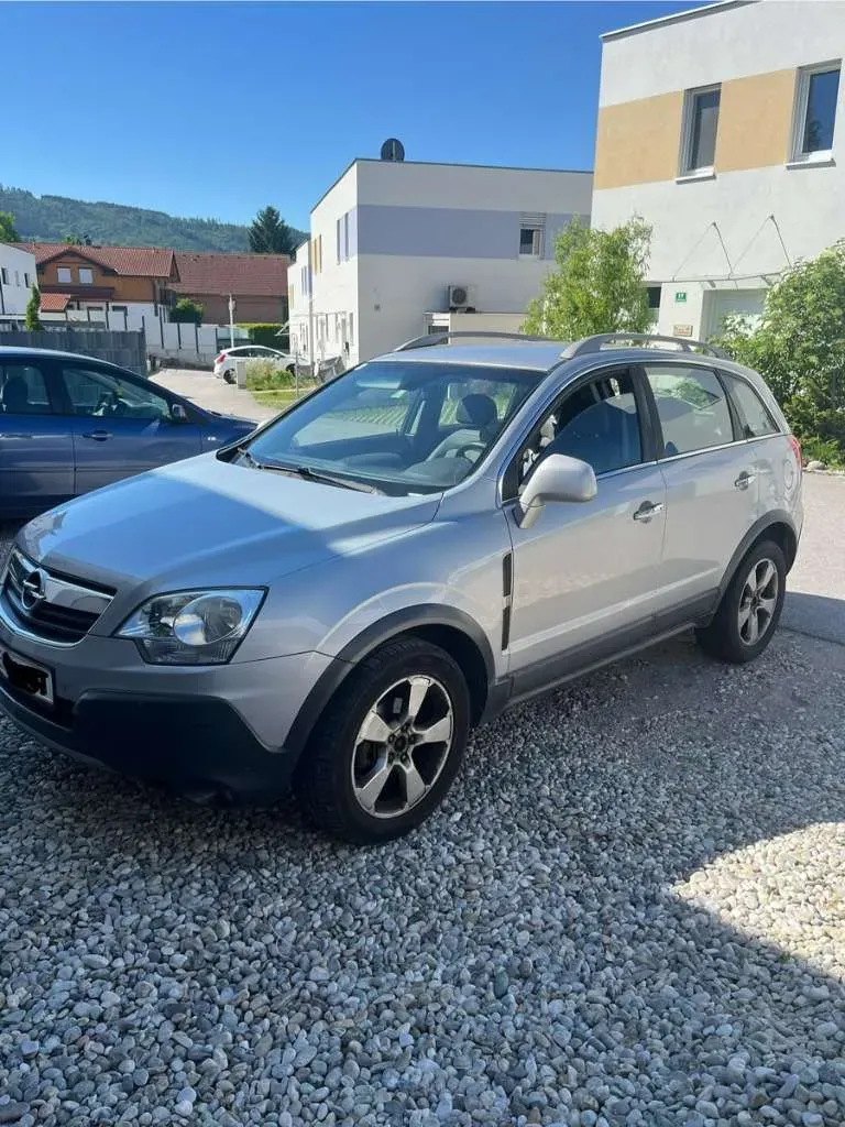 Opel Antara 2007 photo 2