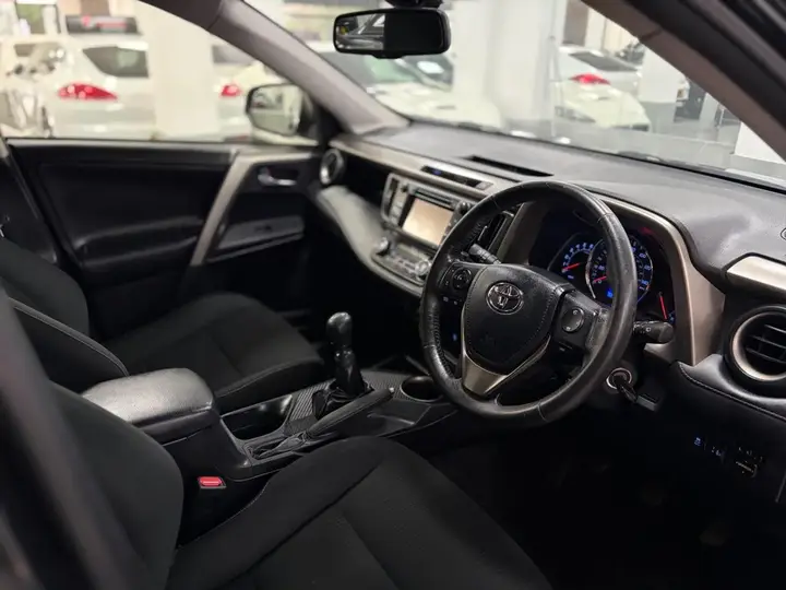 Toyota Rav4 2014 photo 3
