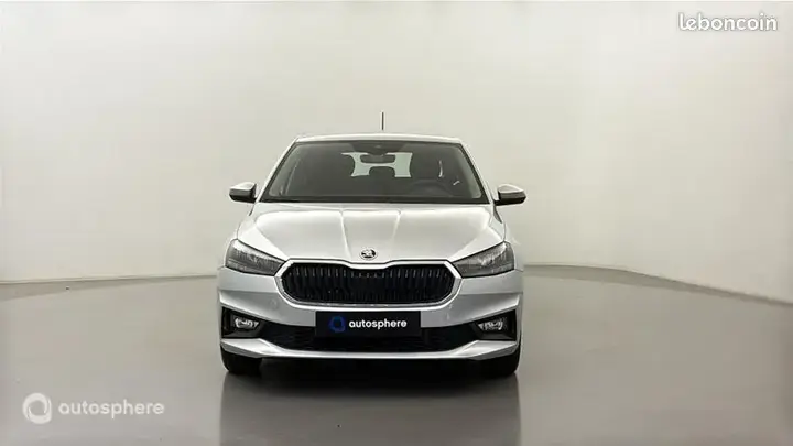Skoda Fabia 2023 photo 2