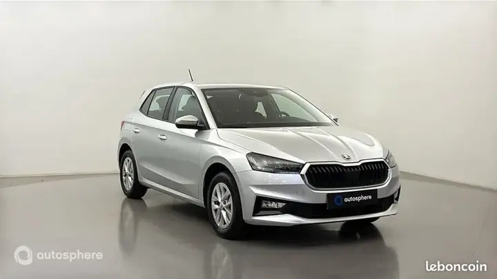 Skoda Fabia 2023 photo 3