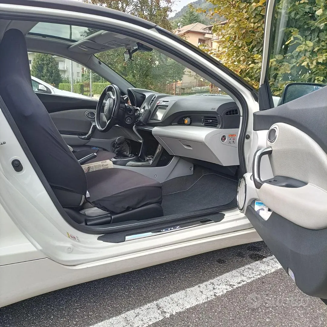 Honda Cr-Z 2011 photo 4