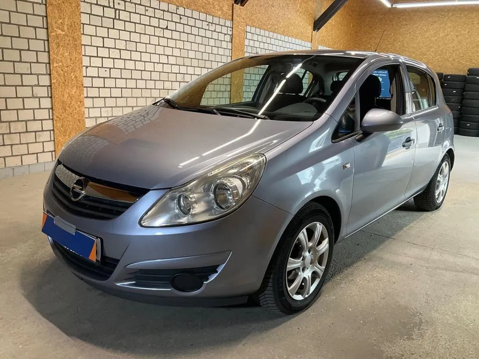 Opel Corsa D Edition