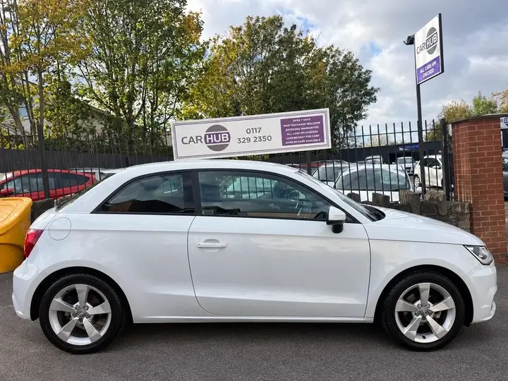 Audi A1 2015 photo 4