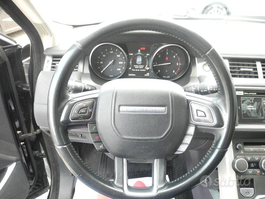 Land Rover Range Rover Evoque 2015 photo 5