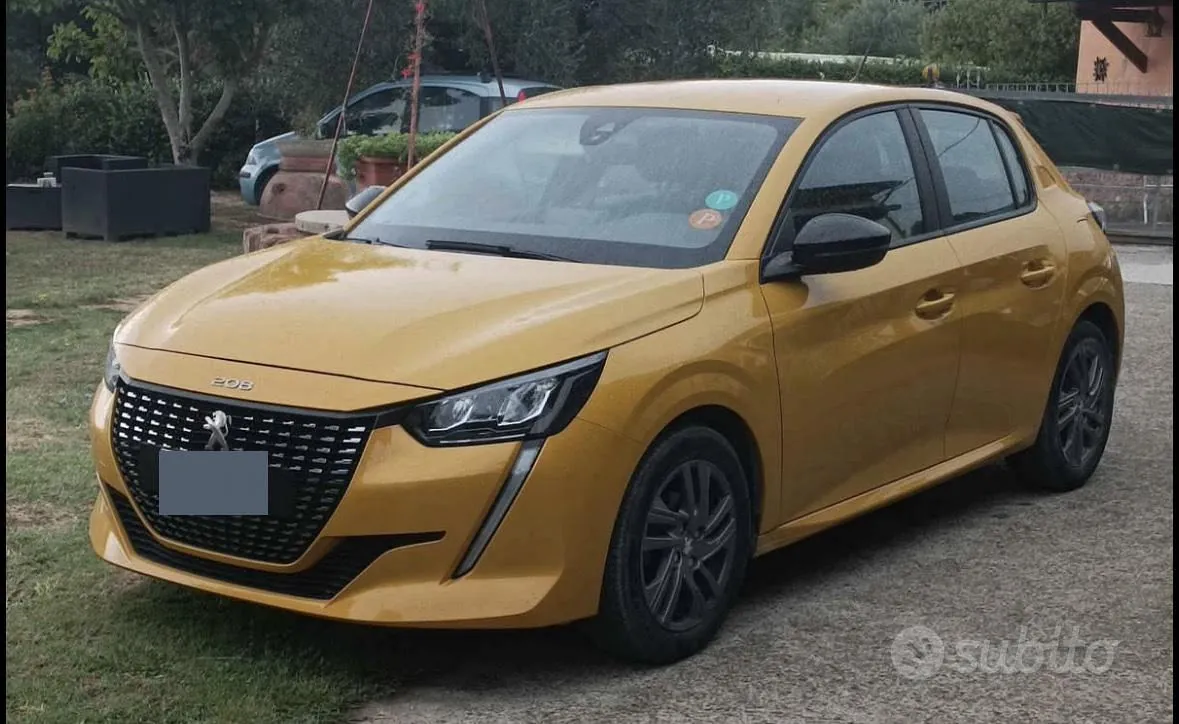 Peugeot 208 2022 photo 2