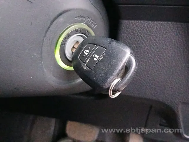 Toyota Corolla Axio G 2016 photo 4