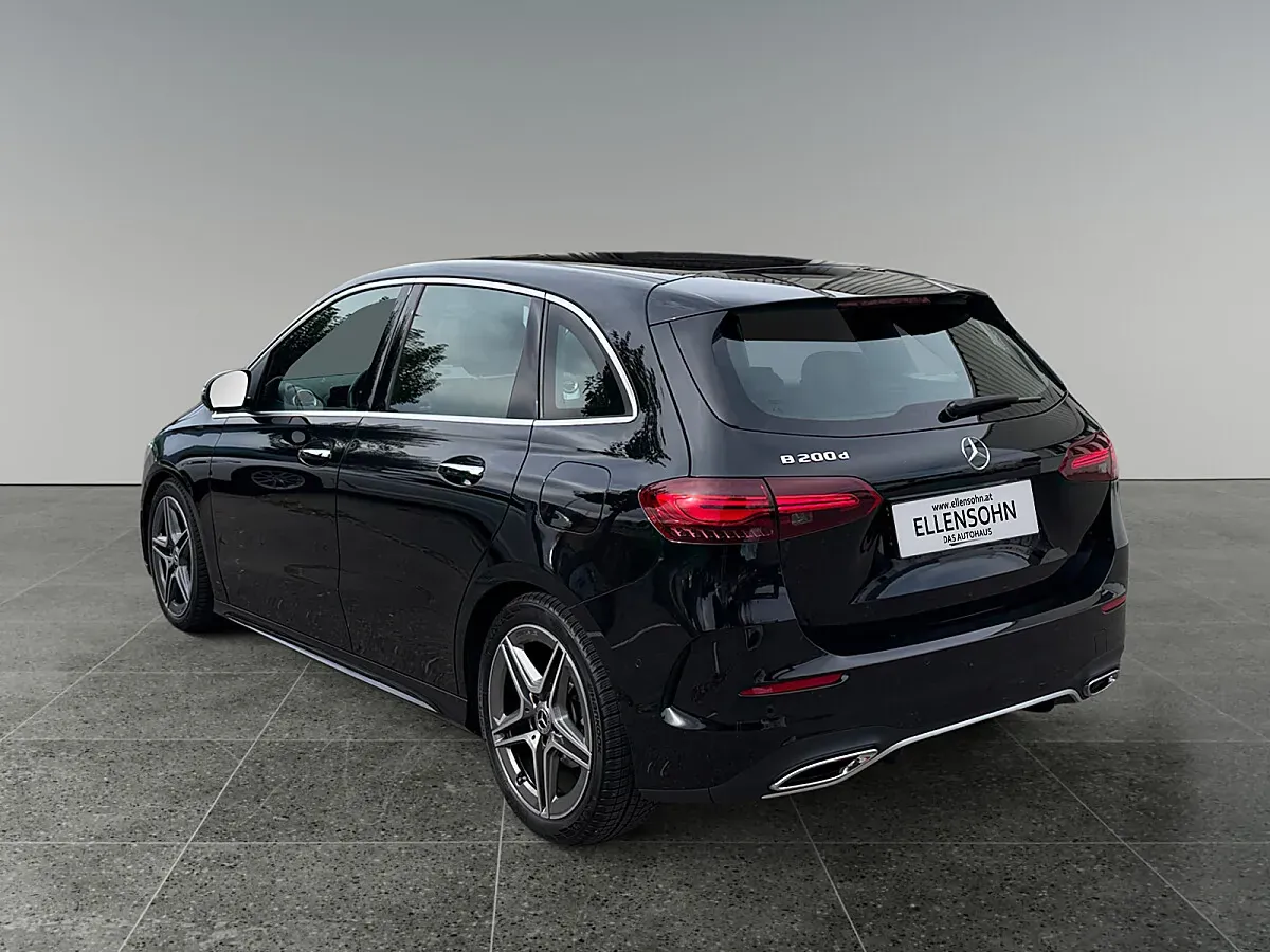 Mercedes-Benz B-Class 2023 photo 3