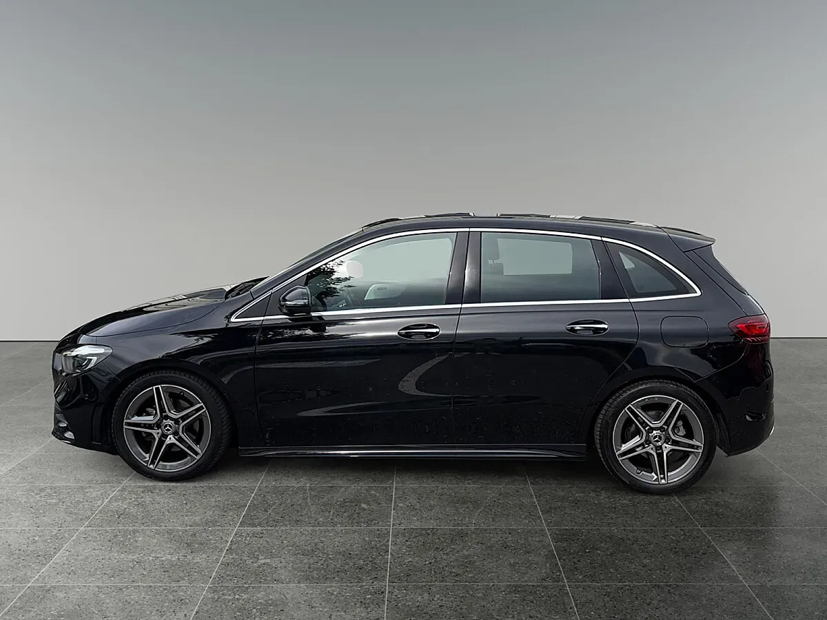 Mercedes-Benz B-Class 2023 photo 2