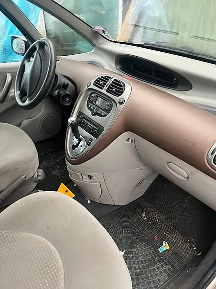 Citroen Xsara Picasso 2003 photo 2