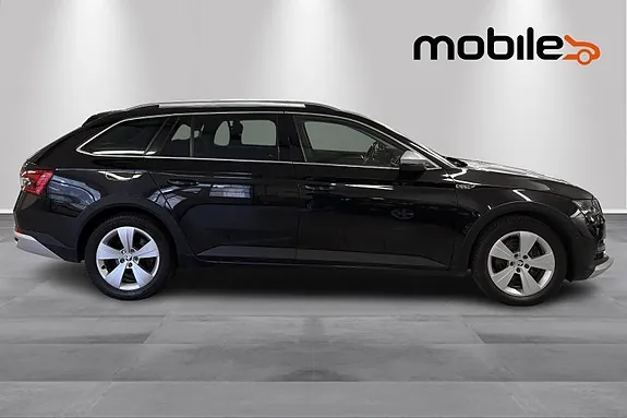 Skoda Superb 2022 photo 2