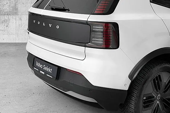Volvo Ex30 2025 photo 2