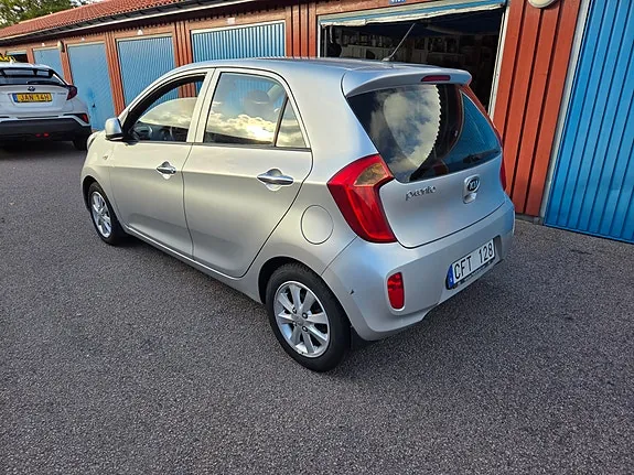 Kia Picanto 2013 photo 2
