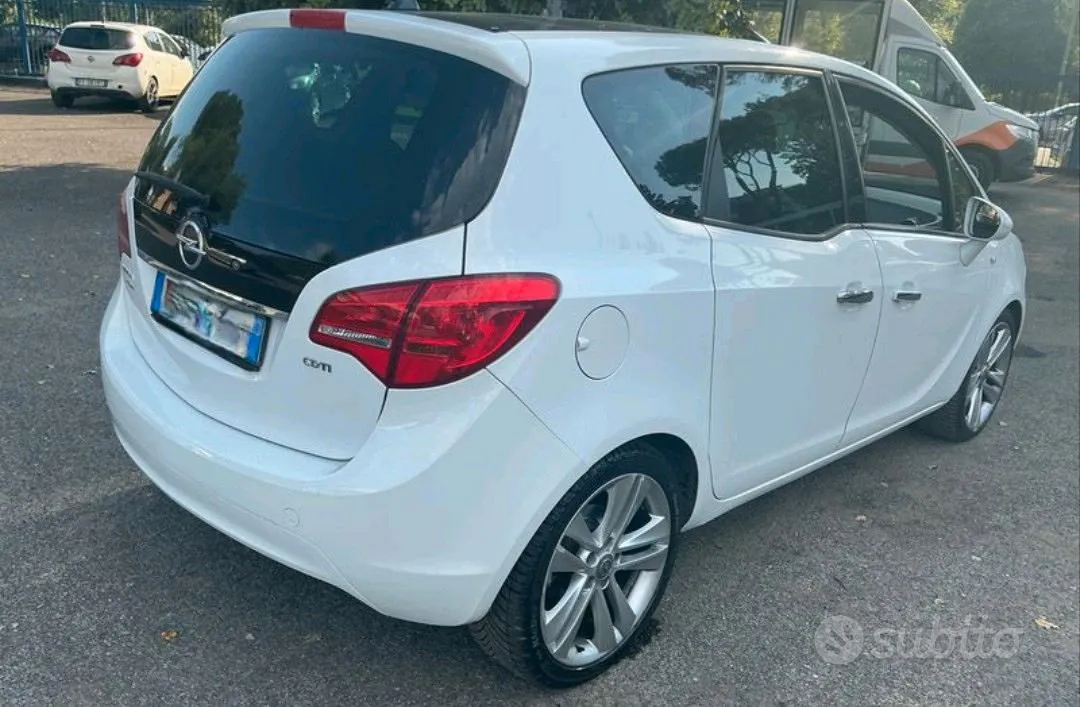 Opel Meriva 2011 photo 2