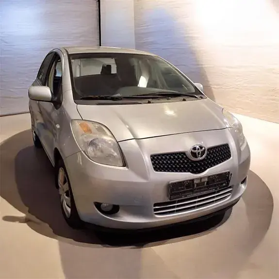 Toyota Yaris 2008 photo 2