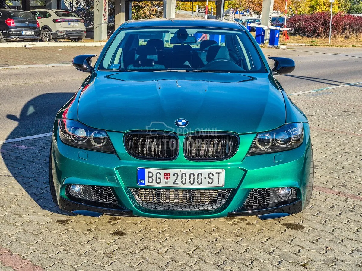 BMW 320D 2009 photo 2