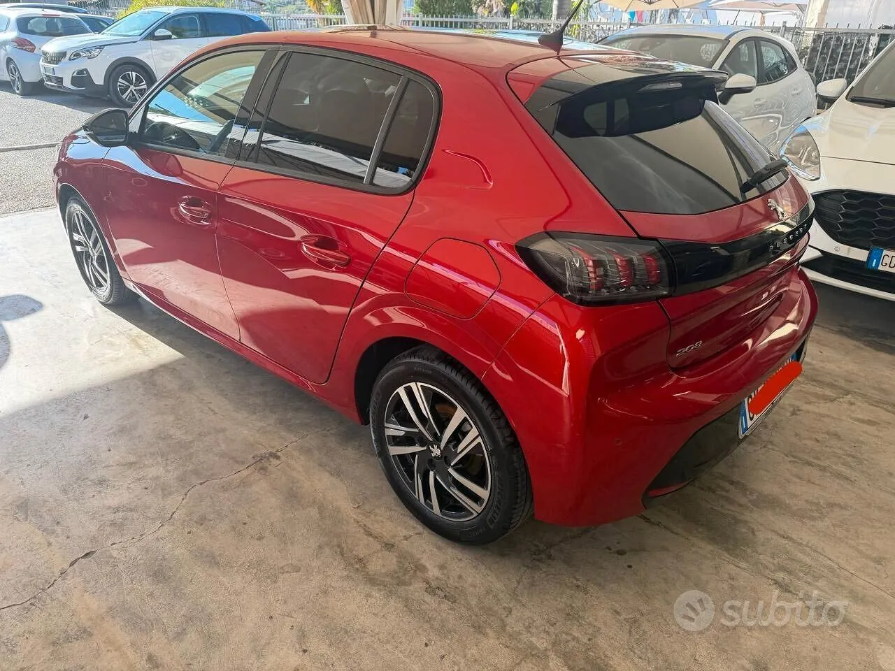 Peugeot 208 2022 photo 4