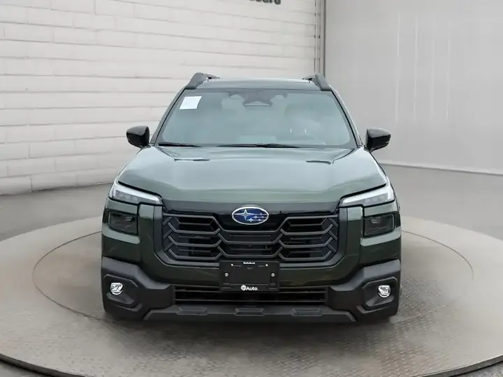 Subaru Outback 2026 photo 2