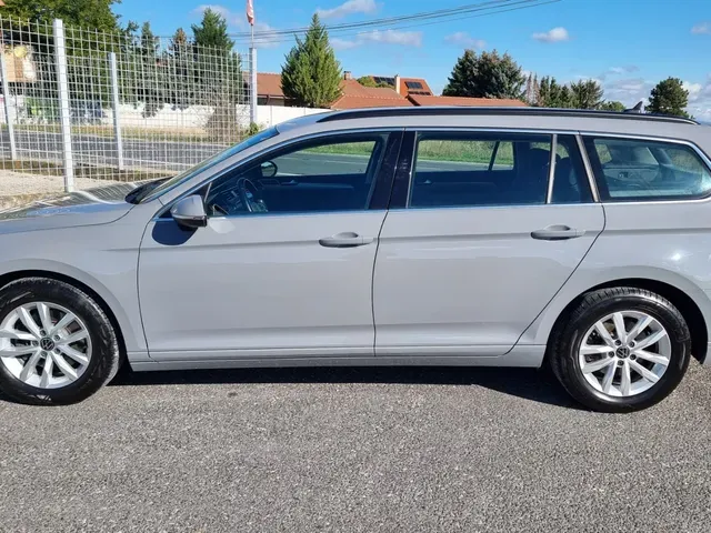 Volkswagen Passat Variant 2023 photo 4