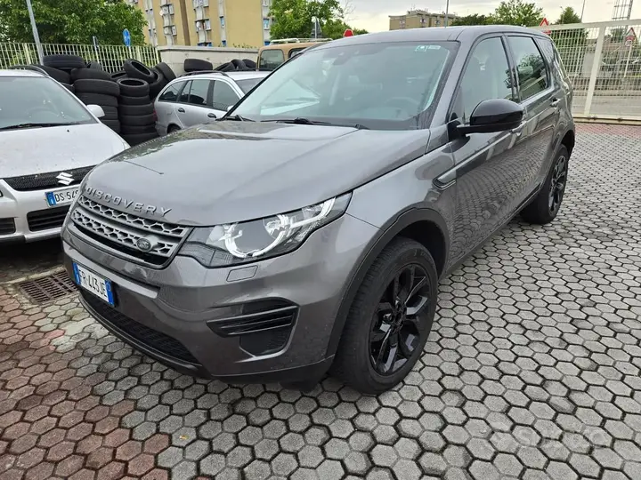Land Rover Discovery Sport 2018 photo 3