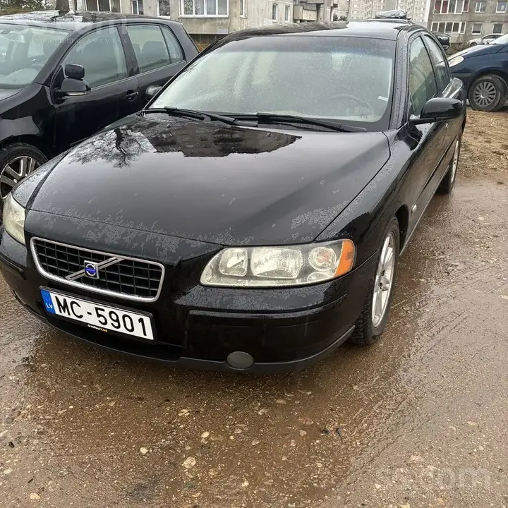 Volvo S60 2005 photo 2