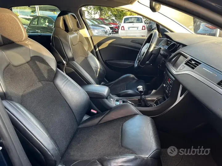 Citroen C5 2012 photo 5
