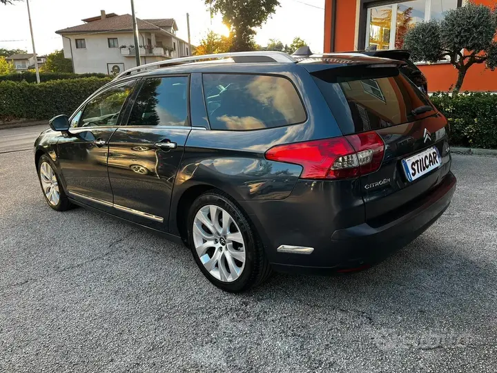 Citroen C5 2012 photo 3