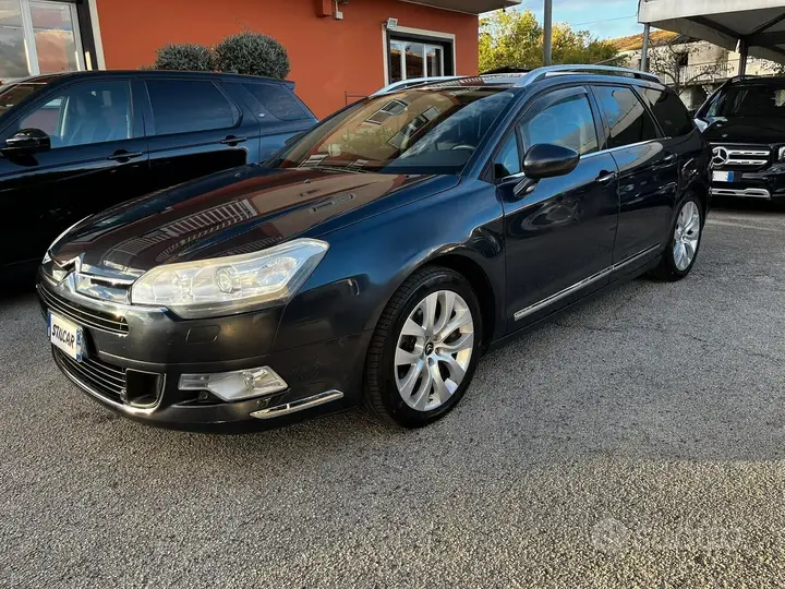 Citroen C5 2012 photo 2