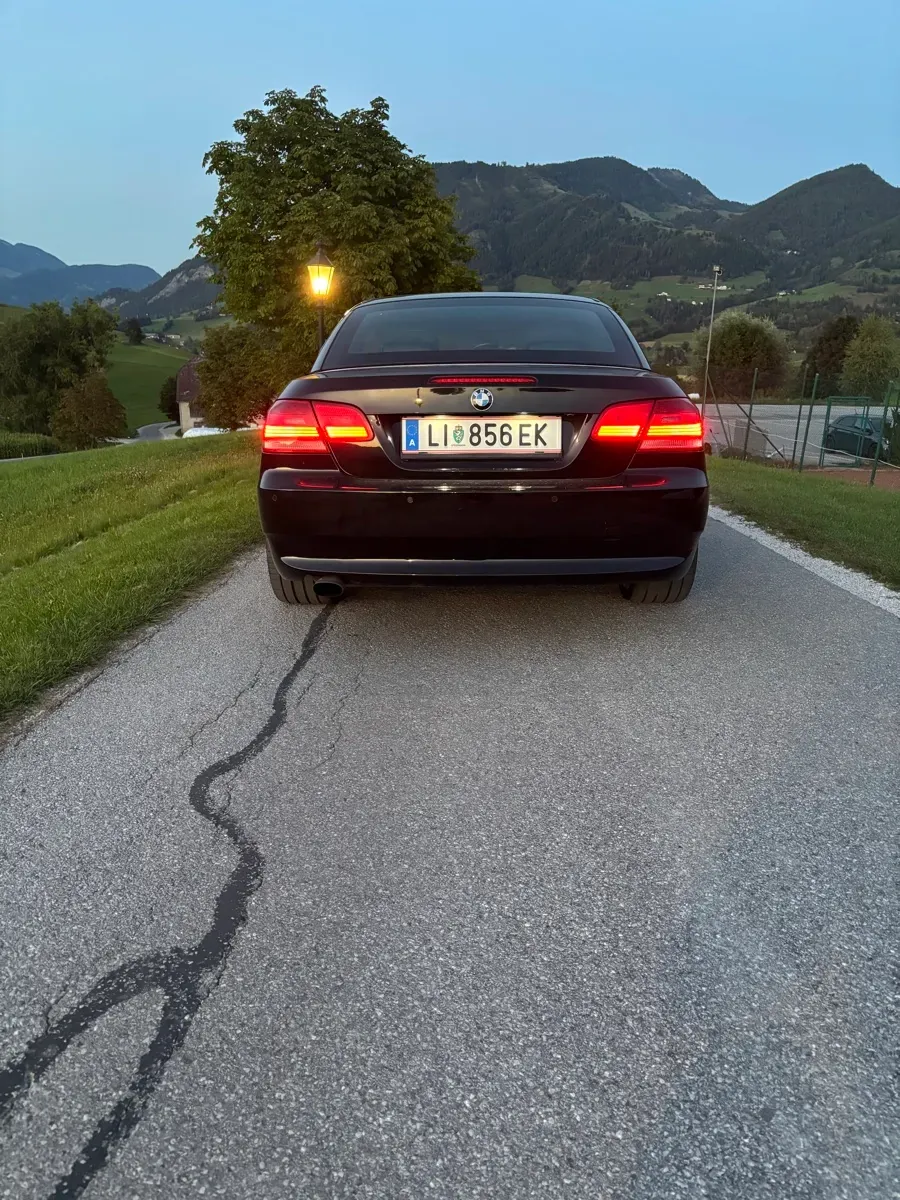 BMW 3 Series 2008 photo 3
