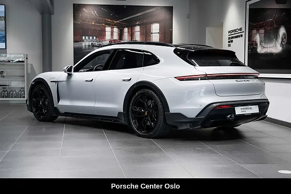 Porsche Taycan 2021 photo 3