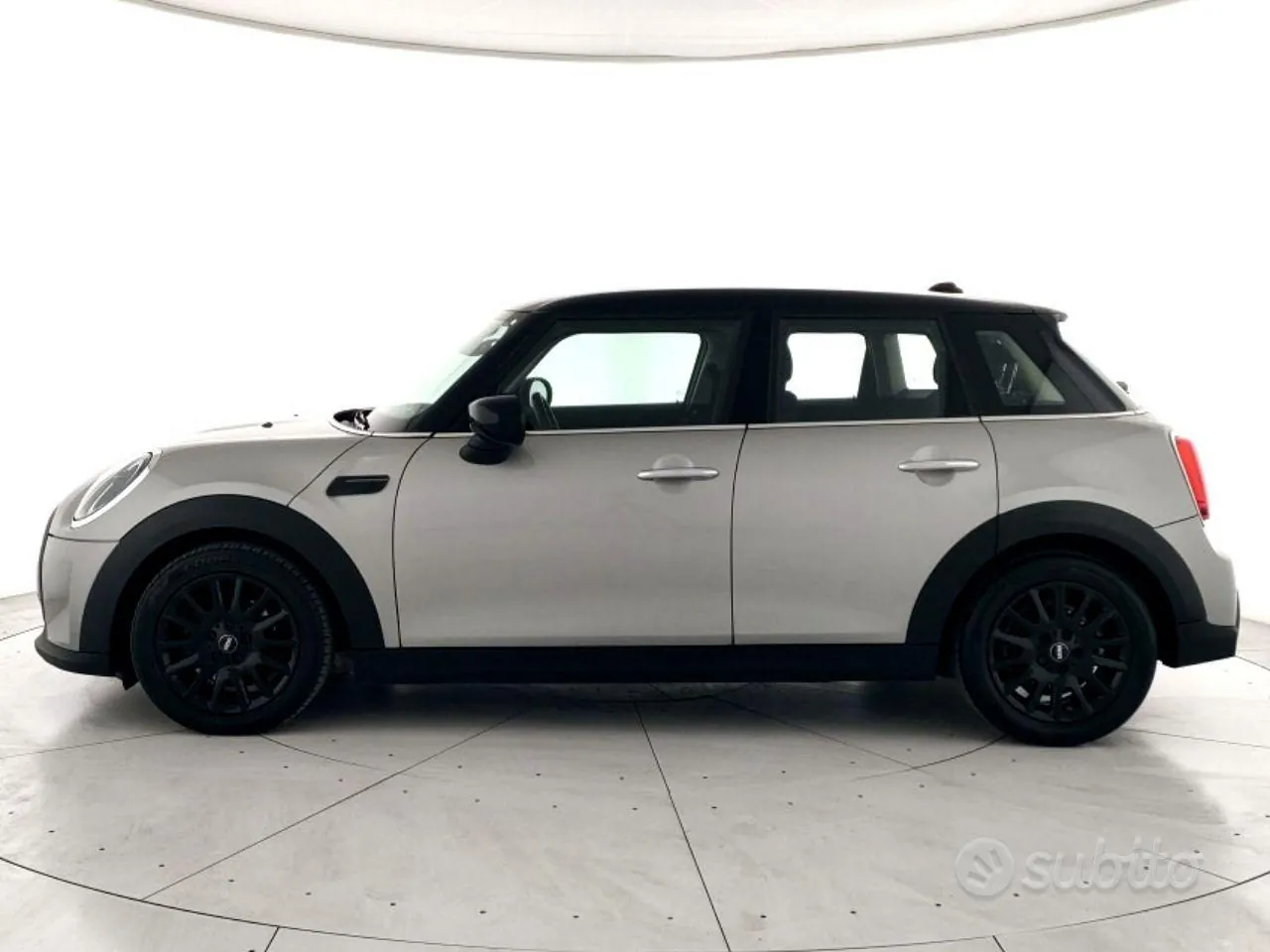 Mini Mini 2024 photo 2