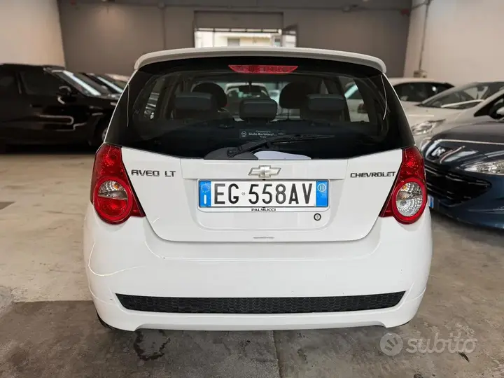 Chevrolet Aveo 2011 photo 5