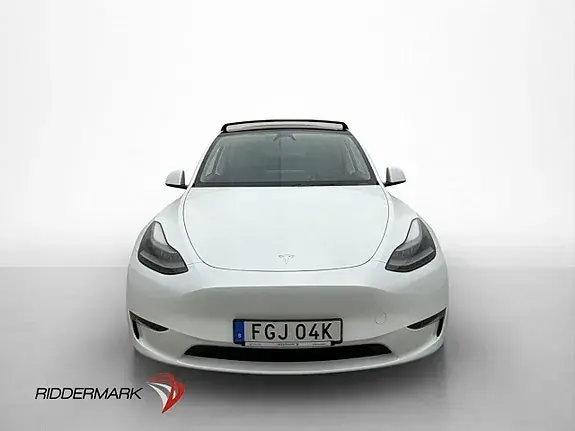 Tesla Model Y 2024 photo 2