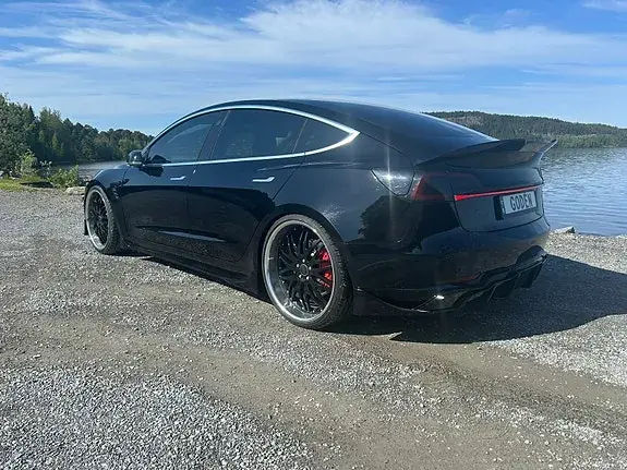Tesla Model 3 2019 photo 4