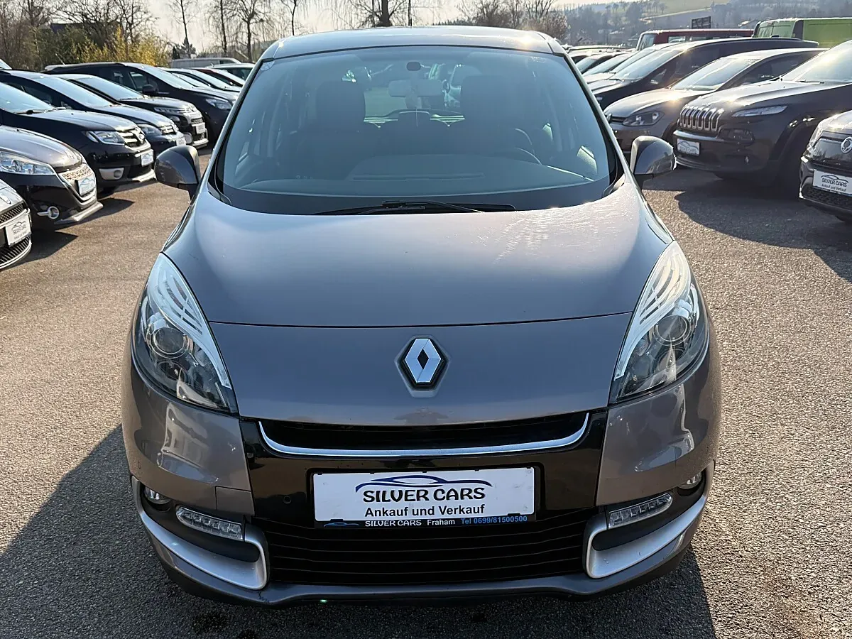 Renault Scenic 2012 photo 3