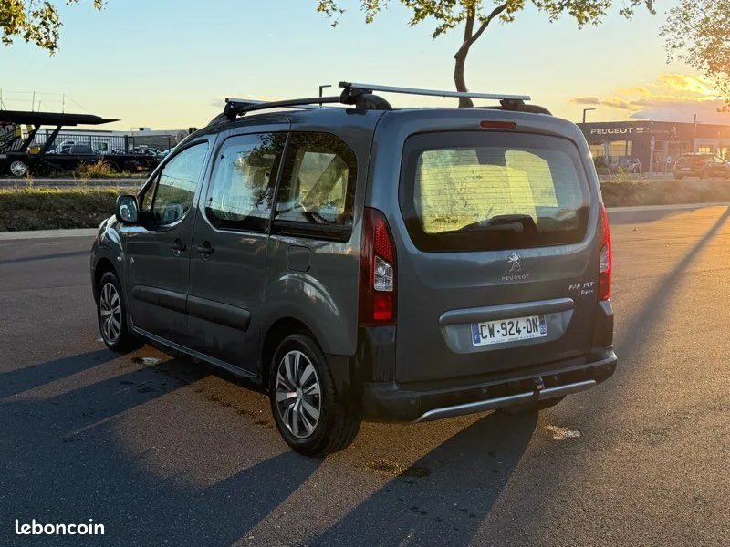 Peugeot Partner Tepee 2013 photo 3