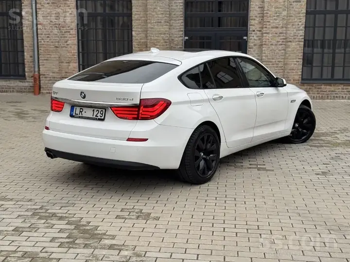 BMW 530D 2010 photo 4