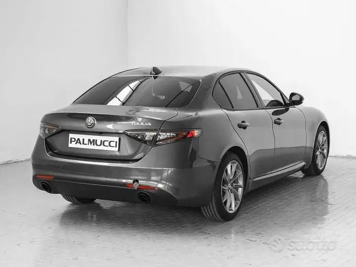 Alfa Romeo Giulia 2025 photo 4