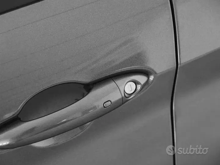 Alfa Romeo Giulia 2025 photo 2
