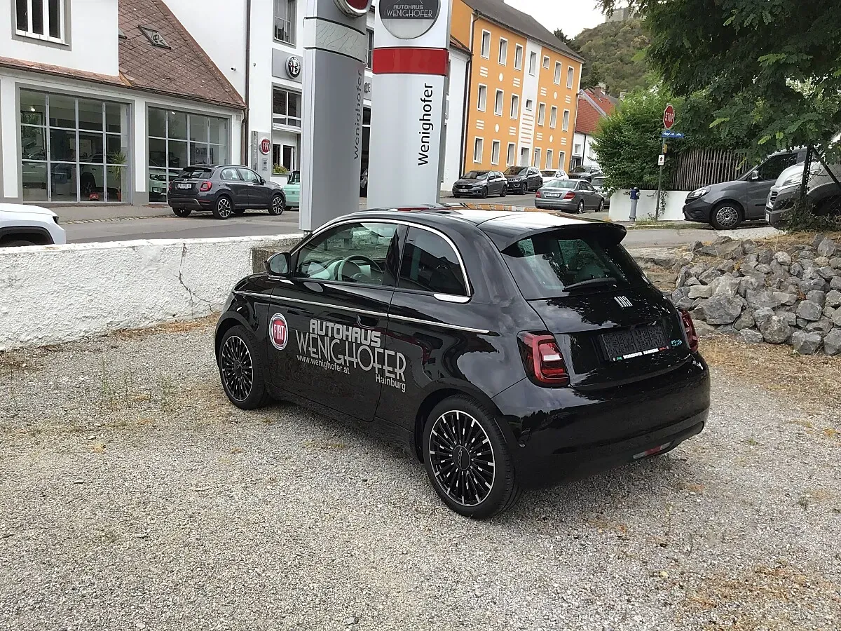 Fiat 500E 2026 photo 2