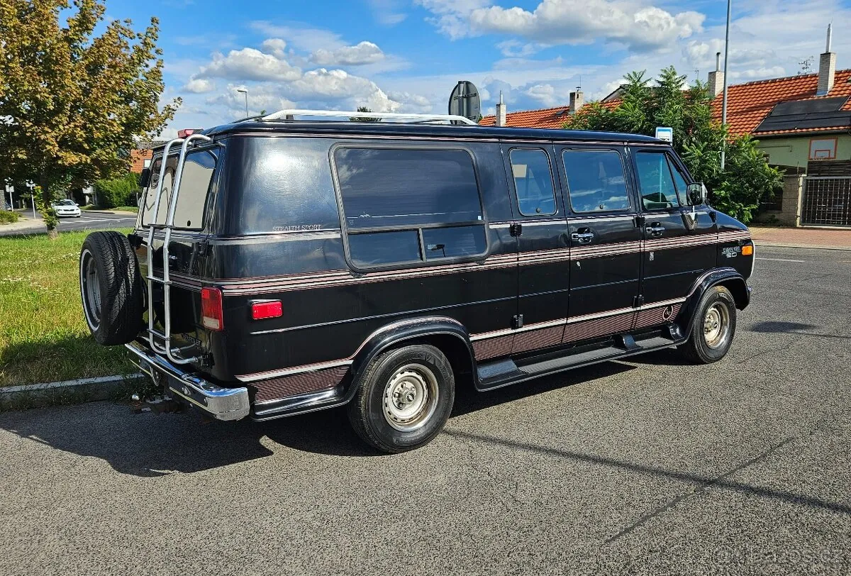 Chevrolet G20 1994 photo 2