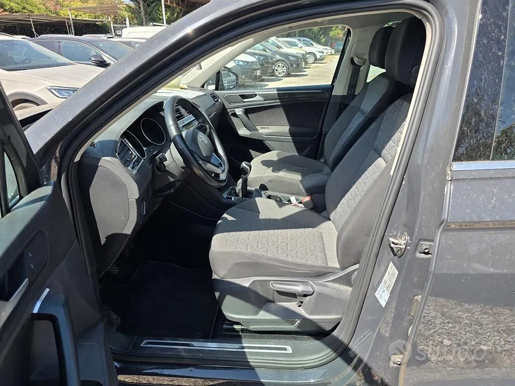 Volkswagen Tiguan 2022 photo 3