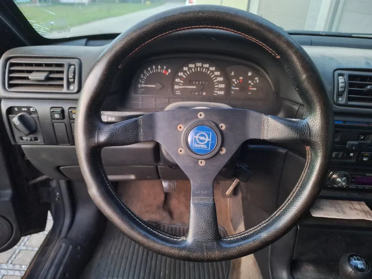 Opel Calibra 1991 photo 3