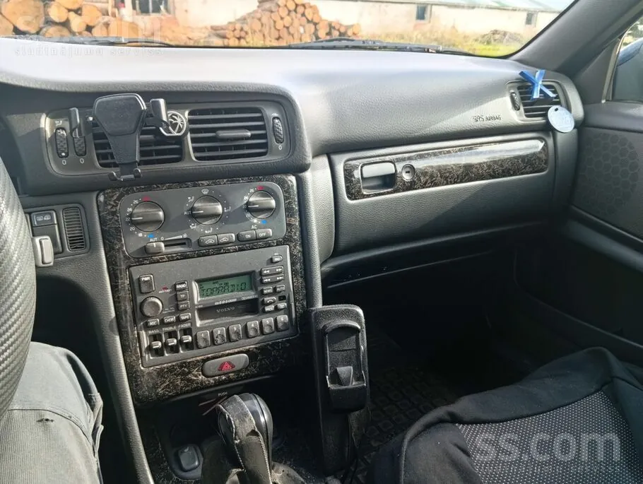 Volvo V70 2000 photo 3