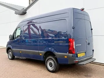 Mercedes-Benz Sprinter 2022 photo 2