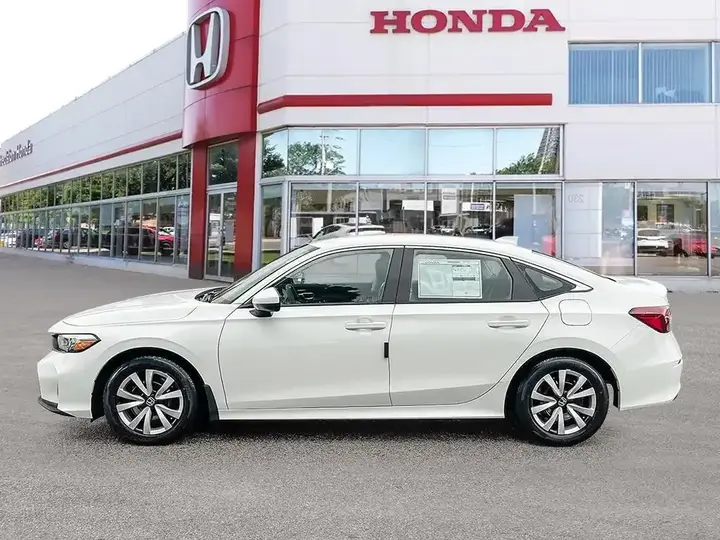 Honda Civic 2026 photo 3