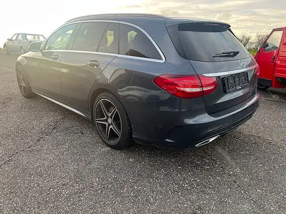 Mercedes-Benz C 250 2015 photo 3