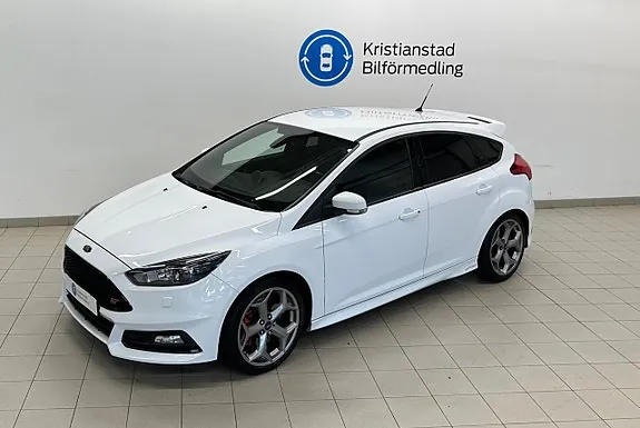 Ford Focus 2016 photo 3