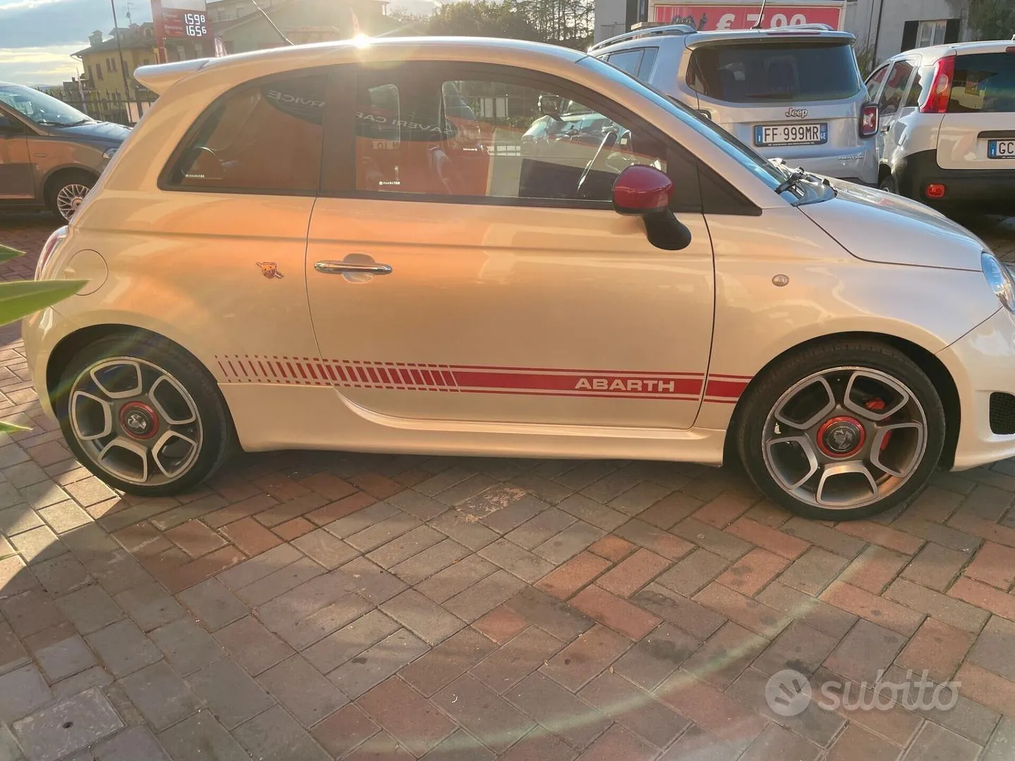 Abarth 500 2010 photo 3